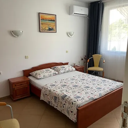 Two-bedroom Sea View Romantika Apartment Sozopol
