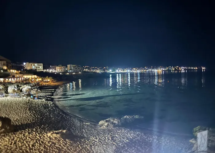 Two-bedroom Sea View Romantika Apartment