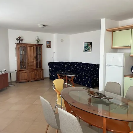 Two-bedroom Sea View Romantika Созополь