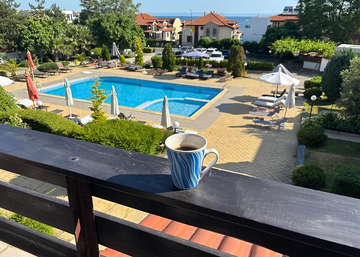 Two-bedroom Sea View Romantika * Созополь
